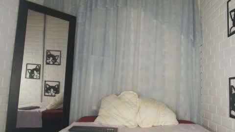 Snapshot of kattia_23 chatting on 02/19/25, 12:35 kattia online show from 02/19/25, 12:35