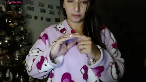 Snapshot of kattie_love chatting on 01/08/25, 06:20 kattie online show from 01/08/25, 06:20