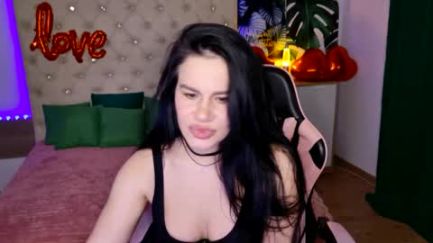 Snapshot of kattiesims chatting on 02/12/25, 08:29 KattieSims online show from 02/12/25, 08:29
