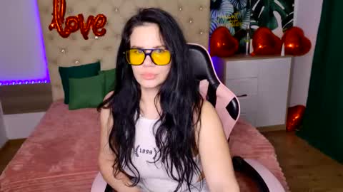 Snapshot of kattiesims chatting on 02/17/25, 01:25 KattieSims online show from 02/17/25, 01:25