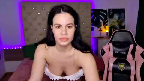 Snapshot of kattiesims chatting on 03/08/25, 05:49 KattieSims online show from 03/08/25, 05:49