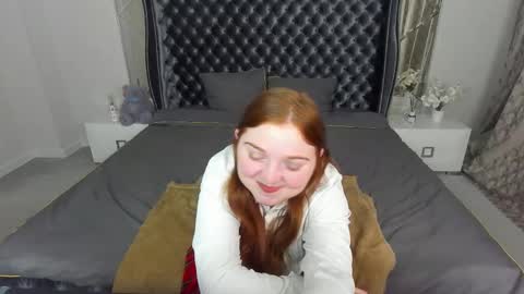 Katty online show from 10/10/25, 05:39