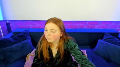 Katty online show from 10/18/25, 07:03