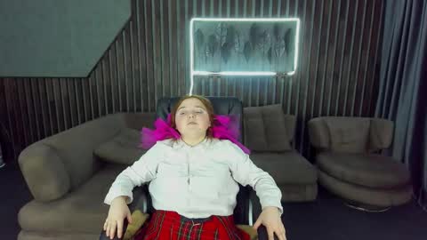 Katty online show from 11/03/25, 06:42