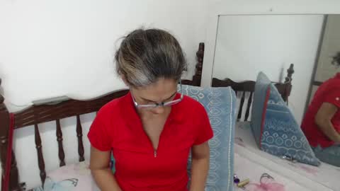 Snapshot of kattydirty144 chatting on 01/08/25, 09:34 angel online show from 01/08/25, 09:34