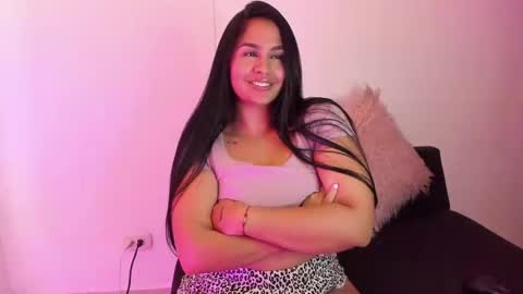 Snapshot of kattyportman chatting on 02/23/25, 02:40 Katty online show from 02/23/25, 02:40