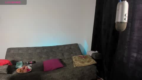 Snapshot of kattysoto chatting on 10/14/25, 01:12 I m Katty online show from 10/14/25, 01:12