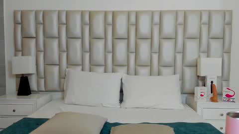 katy blonde girl and paola big boobs online show from 02/07/25, 01:22