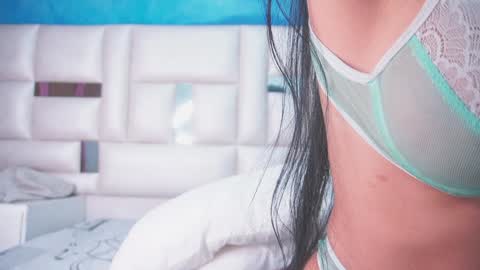 Snapshot of katy_rios_ chatting on 01/31/25, 11:56 Katy online show from 01/31/25, 11:56