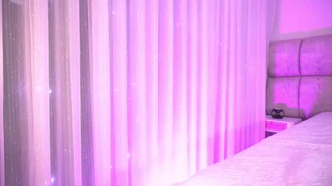 Snapshot of katy_rios_ chatting on 11/19/25, 12:27 Katy online show from 11/19/25, 12:27