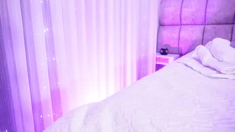 Snapshot of katy_rios_ chatting on 11/20/25, 12:05 Katy online show from 11/20/25, 12:05