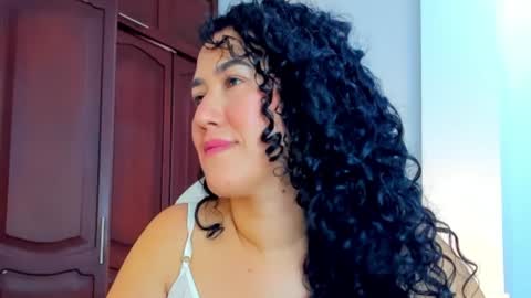 KATYAJHONSS online show from 01/09/25, 10:41