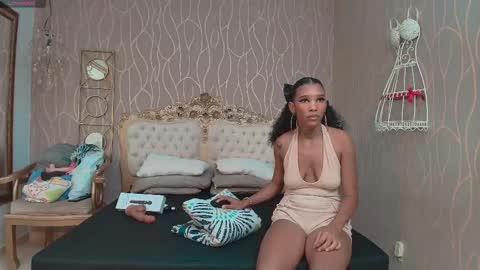 Snapshot of katybrowns chatting on 10/12/25, 08:19 KATY online show from 10/12/25, 08:19