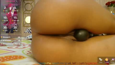 Snapshot of katybrowns chatting on 10/31/25, 01:23 KATY online show from 10/31/25, 01:23