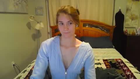 Snapshot of katynowhere chatting on 01/14/25, 02:19 Katy online show from 01/14/25, 02:19