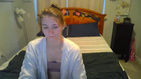 Snapshot of katynowhere chatting on 01/30/25, 01:11 Katy online show from 01/30/25, 01:11