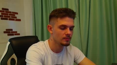 Snapshot of kavinakul chatting on 02/02/25, 06:48 KavinAkul online show from 02/02/25, 06:48