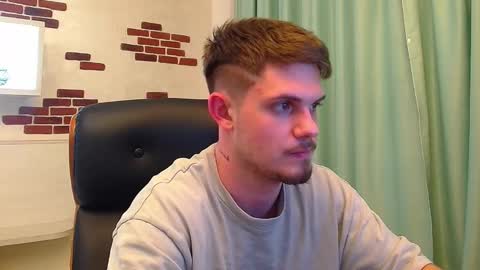 Snapshot of kavinakul chatting on 03/05/25, 10:10 KavinAkul online show from 03/05/25, 10:10