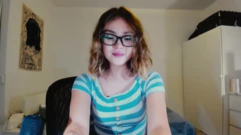 Snapshot of kawa_ka chatting on 10/25/25, 12:07 kawa_ka online show from 10/25/25, 12:07