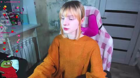 Snapshot of kawaii_power_uwu chatting on 02/21/25, 10:28 Kira-chan online show from 02/21/25, 10:28