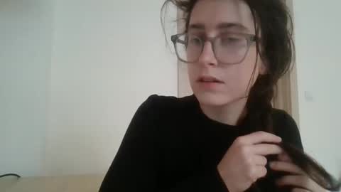 kawaii snowflake online show from 11/30/25, 12:53