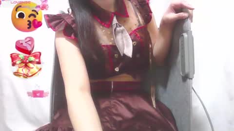Snapshot of kawaiikuma2839 chatting on 02/19/25, 02:23 kuma online show from 02/19/25, 02:23