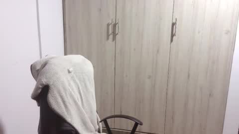  Khawit  online show from 02/26/25, 03:32