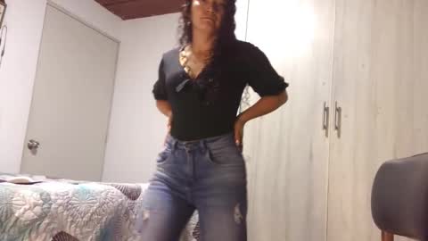  Khawit  online show from 09/12/25, 07:14