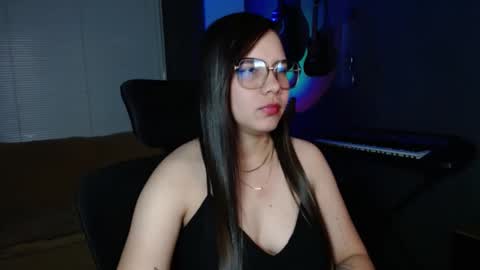 Kay online show from 03/11/25, 05:38