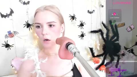 KAYA online show from 10/28/25, 04:27