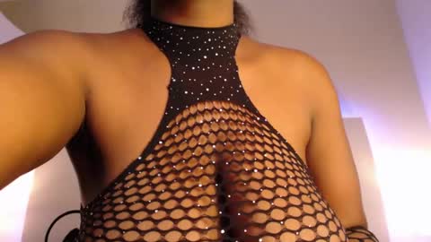 Snapshot of kayabrowns chatting on 02/21/25, 06:59 Susan online show from 02/21/25, 06:59