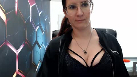 Snapshot of kayalips chatting on 01/19/25, 06:32 KayaLips online show from 01/19/25, 06:32