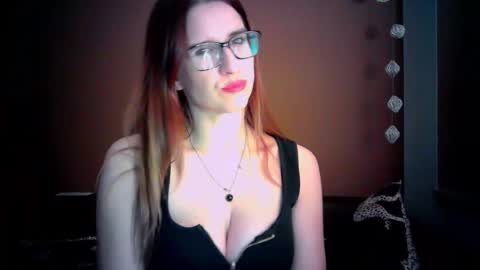 Snapshot of kayalips chatting on 10/30/25, 04:52 KayaLips online show from 10/30/25, 04:52