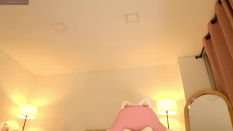 Snapshot of kaylacollins1 chatting on 09/15/25, 02:33 Kayla online show from 09/15/25, 02:33