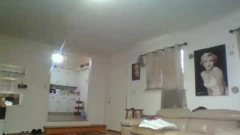 kaylee kakes online show from 10/27/25, 06:01