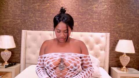  KAYLIE  online show from 11/04/25, 11:26