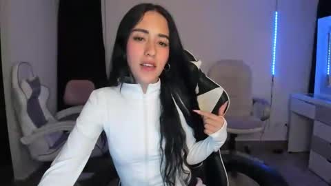 kaylie online show from 02/26/25, 03:53