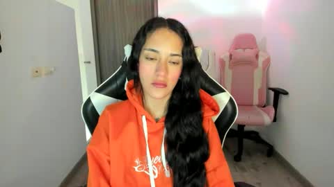 kaylie online show from 10/03/25, 11:07