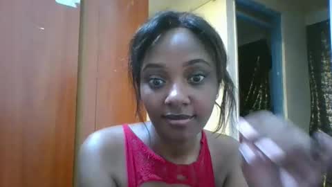 Snapshot of kayme96 chatting on 10/26/25, 09:59 kitty online show from 10/26/25, 09:59