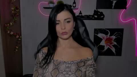 kayworl online show from 12/05/24, 10:33