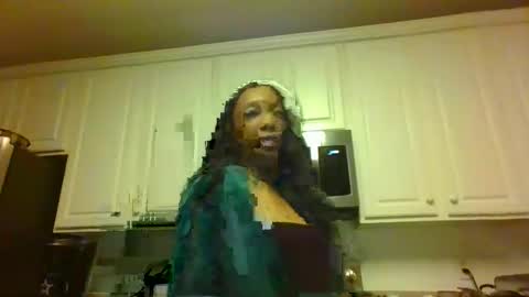 Snapshot of keephimcum69me chatting on 12/03/24, 12:02 Keephimcum69me online show from 12/03/24, 12:02