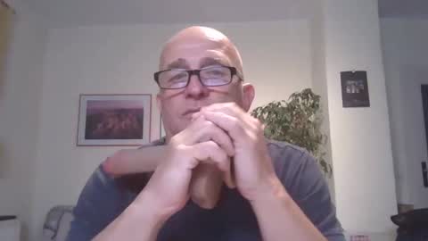 keilie1 online show from 10/11/25, 09:02