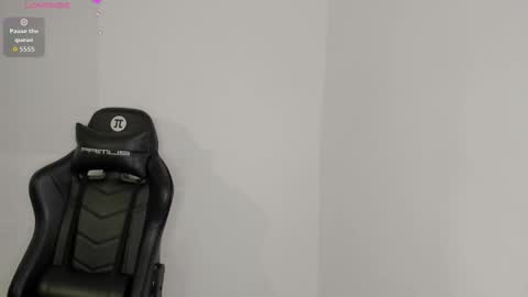 Keily brox online show from 10/11/25, 07:56