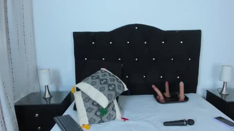   online show from 11/08/25, 11:54