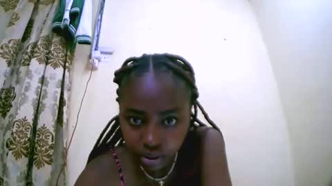 keisha759446 online show from 10/23/25, 05:40