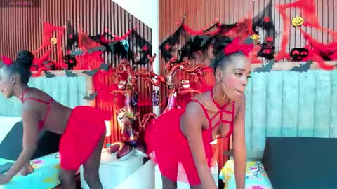 Keisha online show from 10/31/25, 11:33