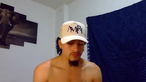 Snapshot of keivid_2303 chatting on 02/09/25, 04:29 david online show from 02/09/25, 04:29