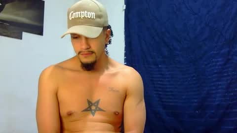 Snapshot of keivid_2303 chatting on 02/17/25, 02:15 david online show from 02/17/25, 02:15