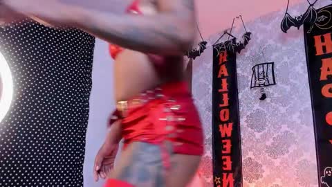 Snapshot of kelly__thomson chatting on 10/25/25, 11:10 kelly__thomson online show from 10/25/25, 11:10