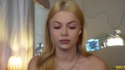 Kelly online show from 10/22/25, 05:30